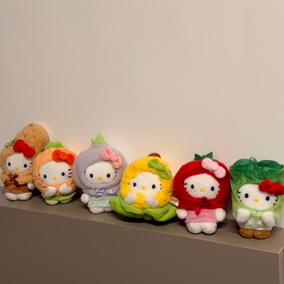 Sanrio CHN | Hello Kitty Delicious As Always Ita-bag Mascot Peanut