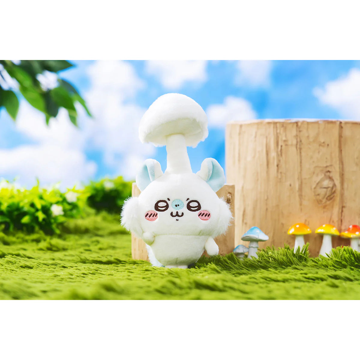 Chiikawa | Chiikawa Momonga Mascot That Was Parasitized