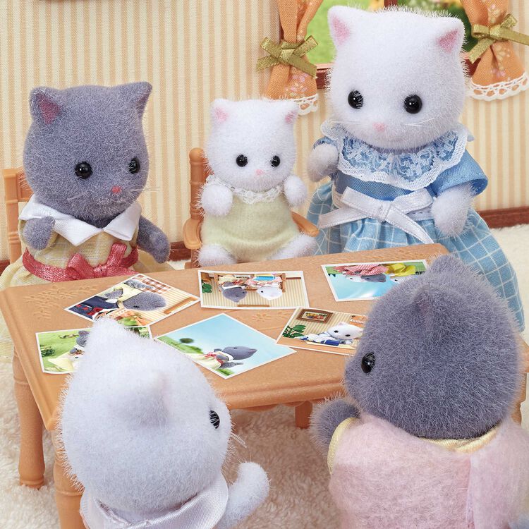 Sylvanian Families | Baby Doll Figure - Persian Cat