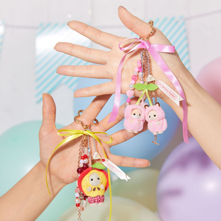 Sylvanian Families | Keychain Baby Sheep - Apple