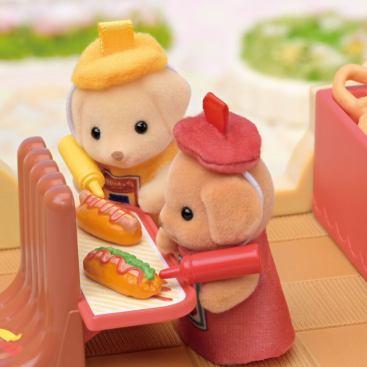 Sylvanian Families | Baby Set - Gather! Hot Dog Baby Doll Figure