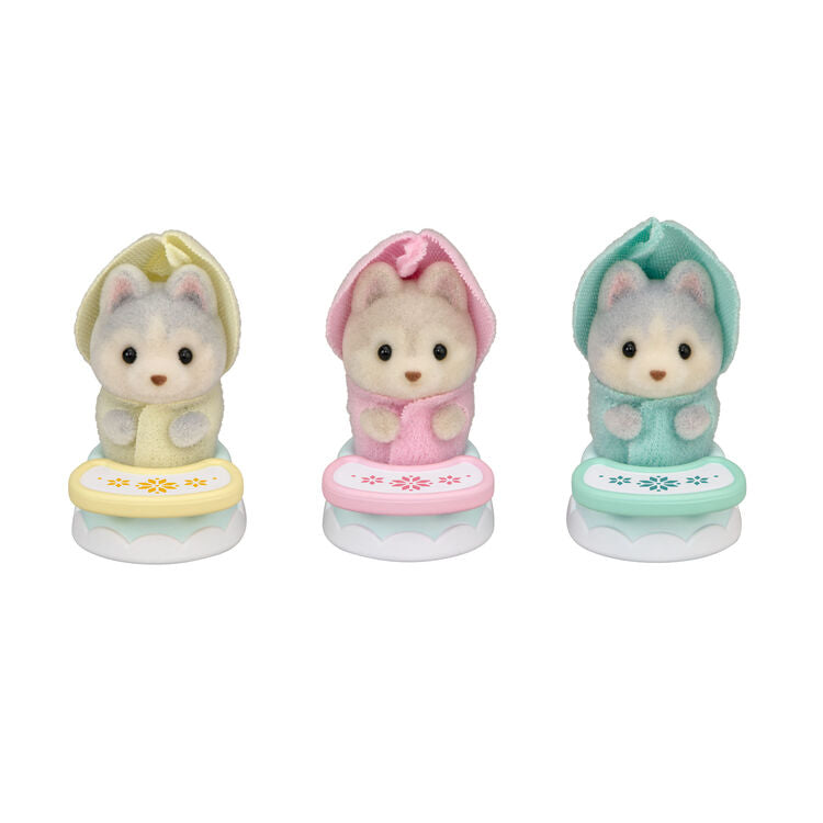 Sylvanian Families | Baby Chair Set - Husky Mitsugo-chan Doll Figure