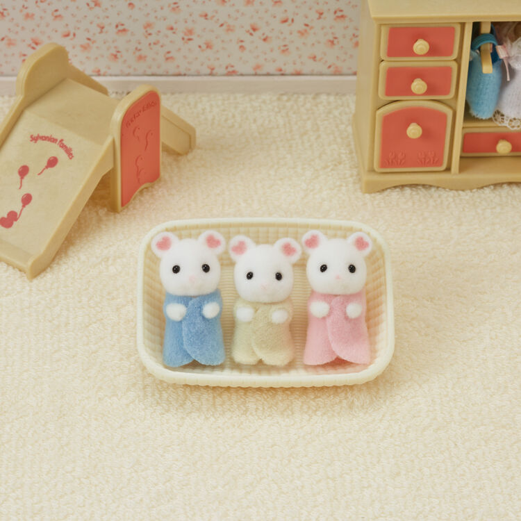 Sylvanian Families | Triplets Set - Marshmallow Mouse Mitsugo-chan Baby Doll