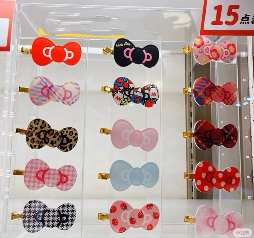 Sanrio | Hello Kitty 50th Anniversary | Tokyo Museum Exhibition Limited | Hair Clips Blind Box