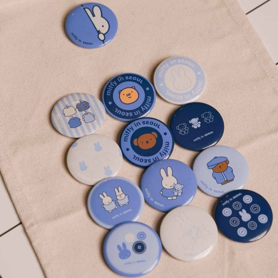 Miffy Korea | Miffy In Seoul Denim Edition Badge Blind Box