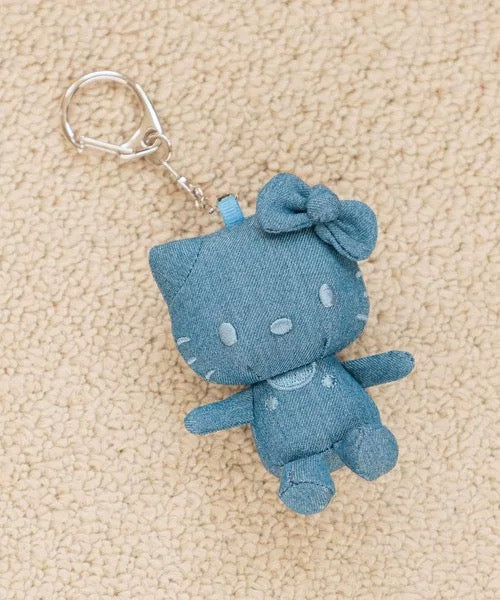 Sanrio | LOWRYS FARM me% x Sanrio Characters Hello Kitty Plush Keychain Ver.7