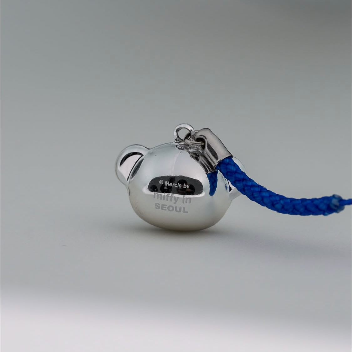 Miffy Korea | Miffy In Seoul Denim Edition Drop Keyring