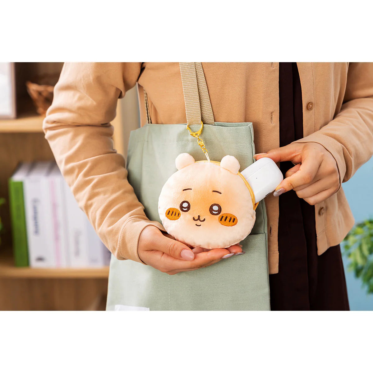 Chiikawa | 'Chiikawa Bakery Bread-Like Chewy Pouch - Hachiware