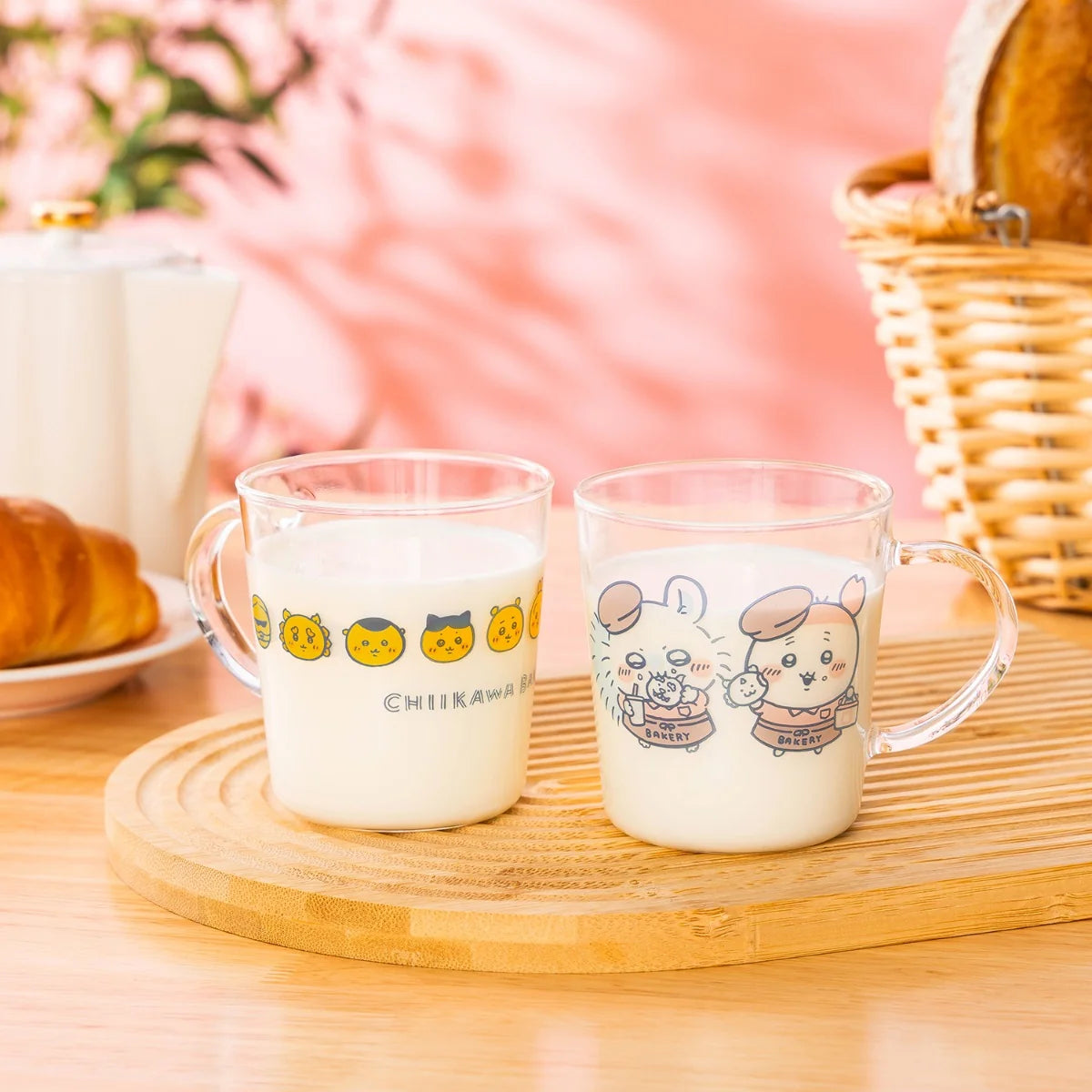 Chiikawa | 'Chiikawa Bakery Heat-Resistant Glass Mug - Momonga & Kani-Chan