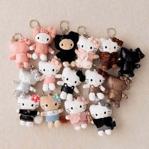 Sanrio | LOWRYS FARM me% x Sanrio Characters Hello Kitty Plush Keychain Ver.6 (15 Types)