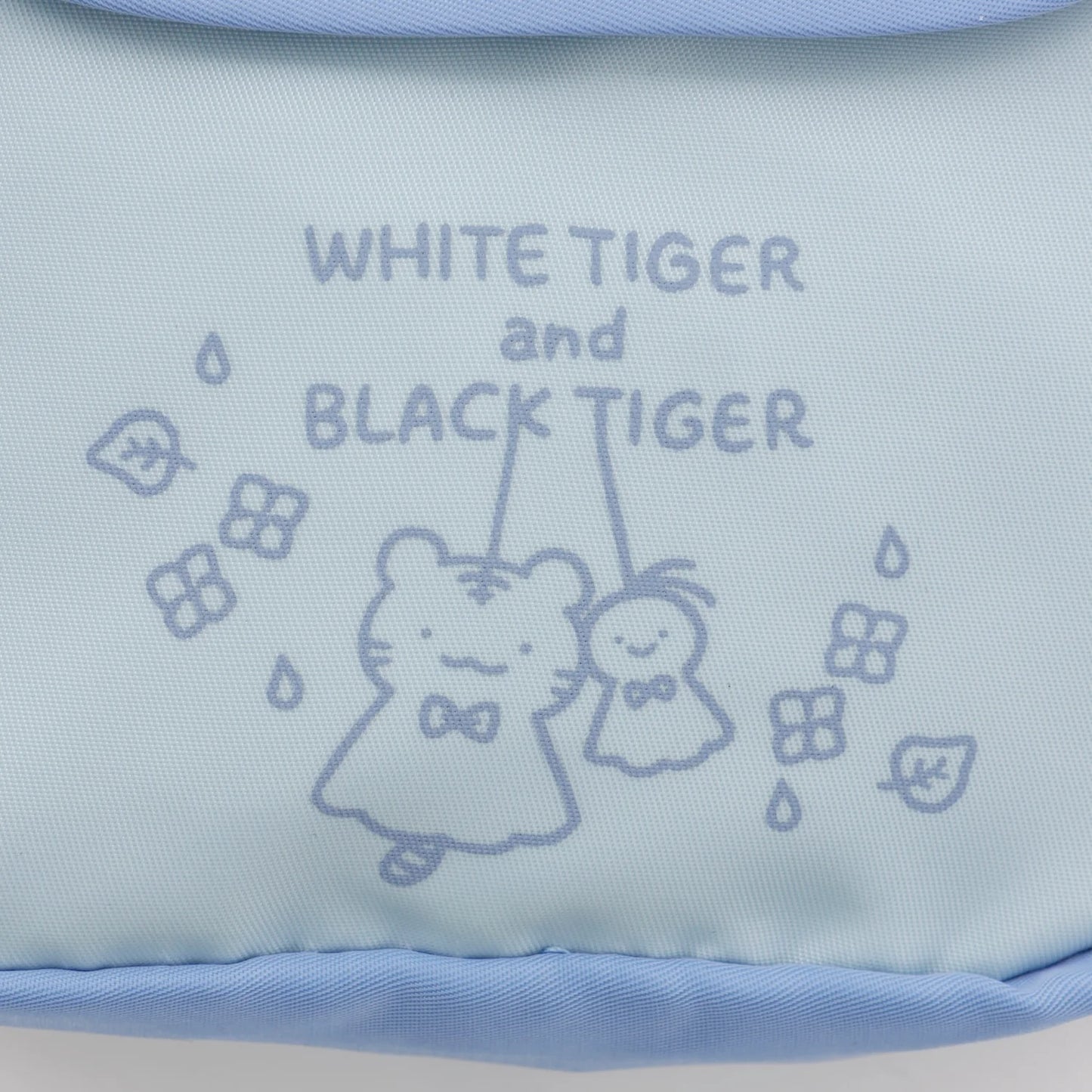 White Tiger and Black Tiger Dr Rabbit Nandemo Hospital Puffy Appliqué Pouch - Rain