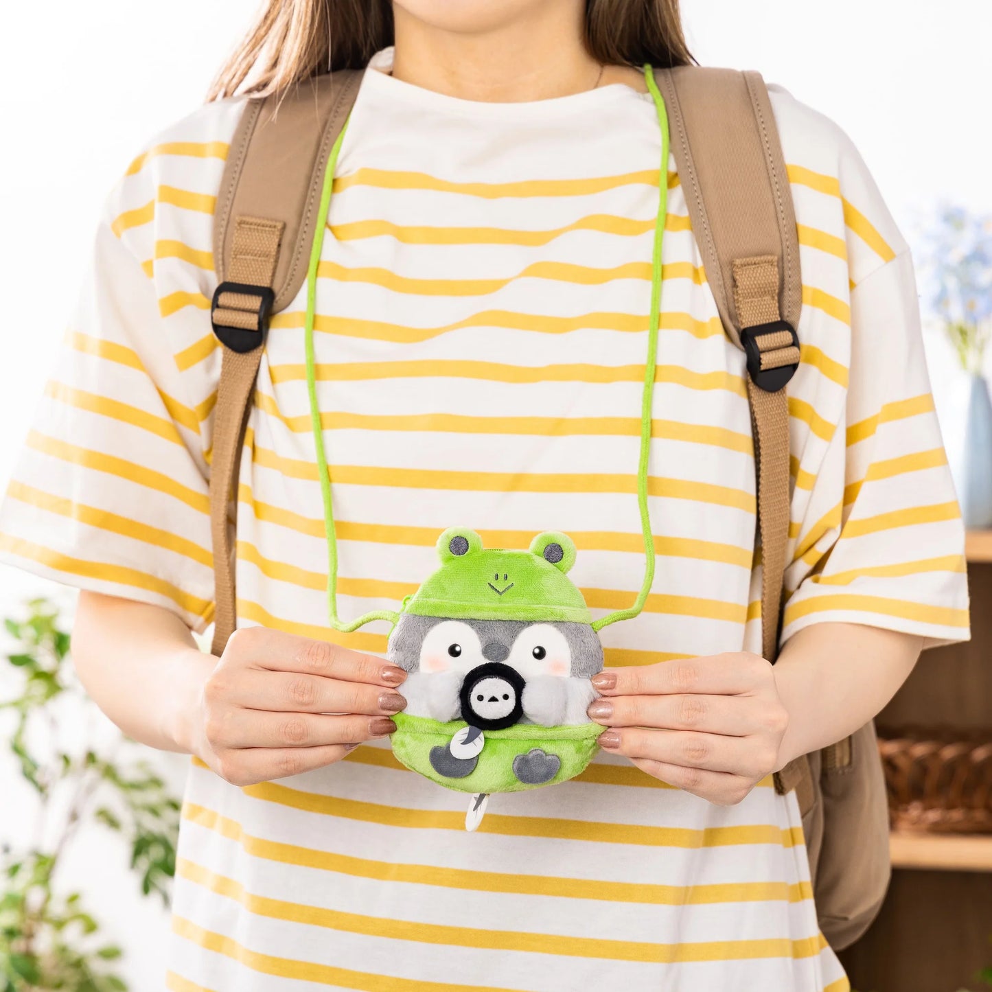 Koupen-Chan | Koupen-chan, Bujikaeru! Okao Neck Purse