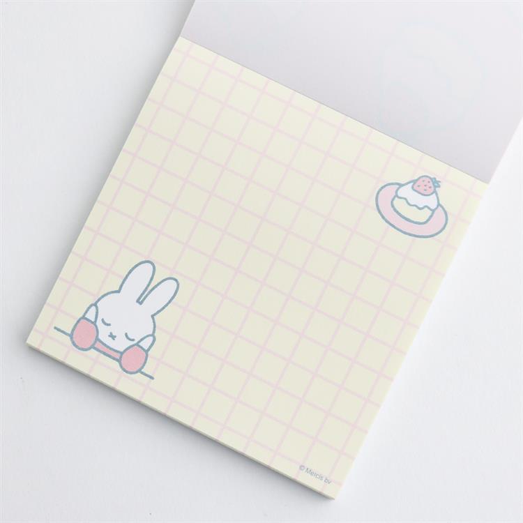 Miffy | LOFT limited Miffy Little Fruit Parade Square Memo Pad - Miffy Strawberry