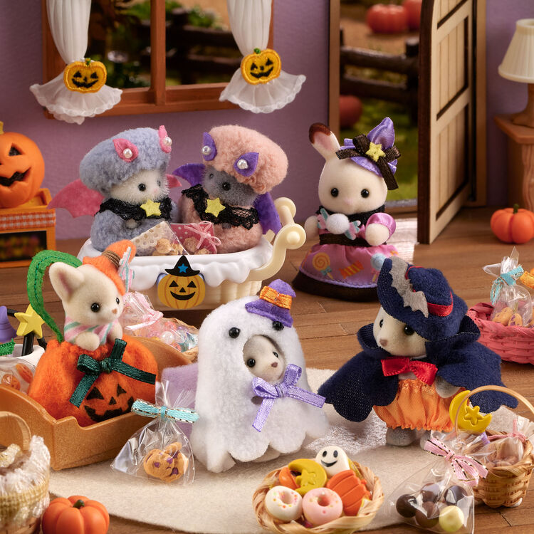 Sylvanian Families | Baby Set - Happy Halloween Baby Doll Figures
