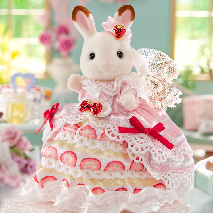 Sylvanian Families | Doll Figure - Happy Birthday Flare Strawberry Cake Dress