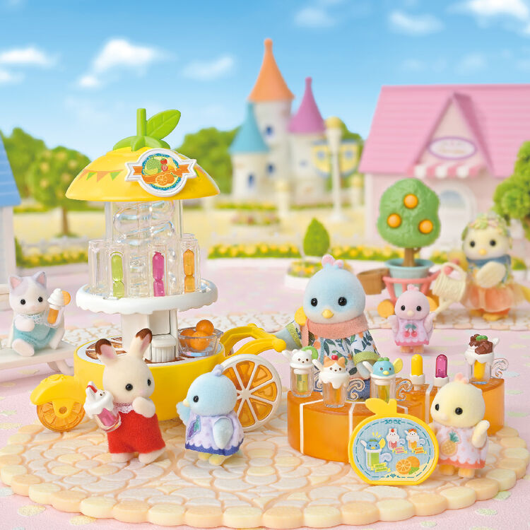 Sylvanian Families | Shopkeepers and Doctors Set - Citrus Bird Juice Shop Doll Figures