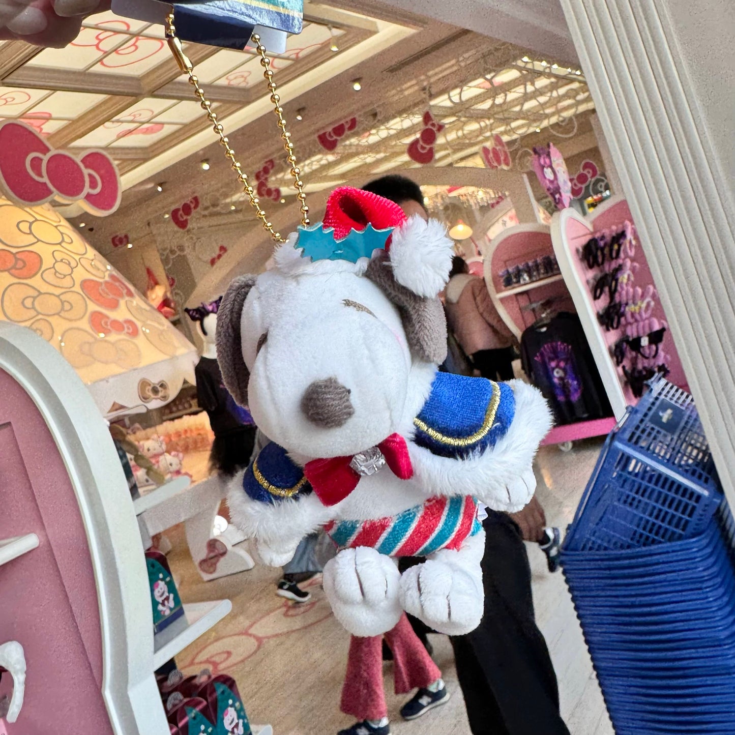 Universal Studios Japan | USJ Christmas 2024 Snoopy Mascot Keychain