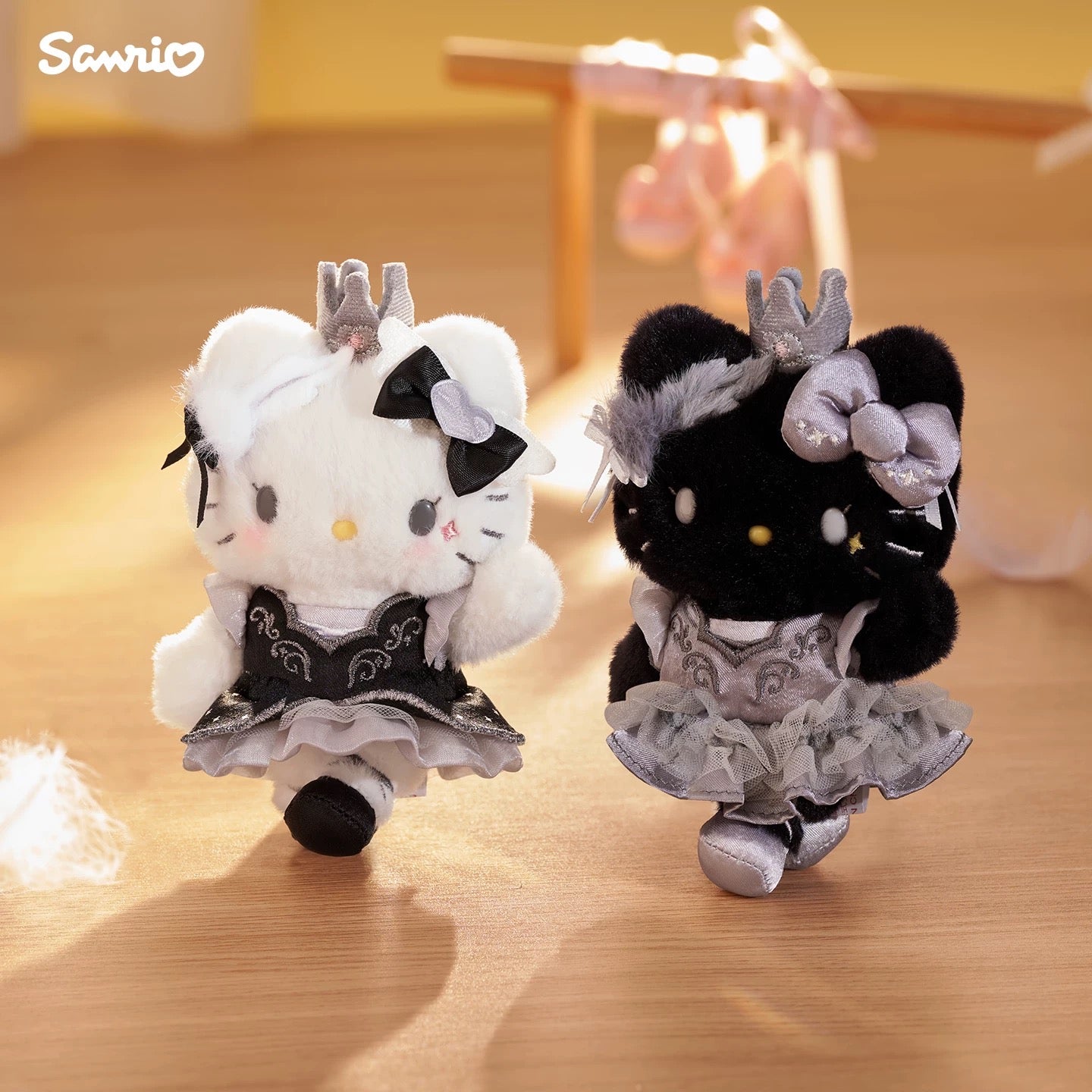 Sanrio CHN | Sanrio Characters Ballerina Mascot - Hello Kitty (White)