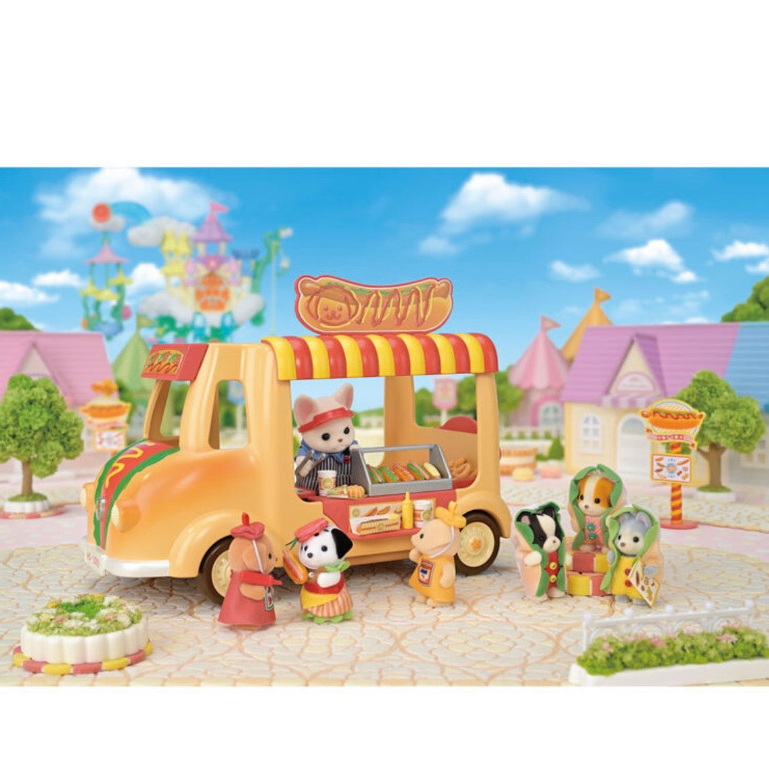 Sylvanian Families | Furniture and Doll Set -  It’s Freshly Made! Hotdog Wagon