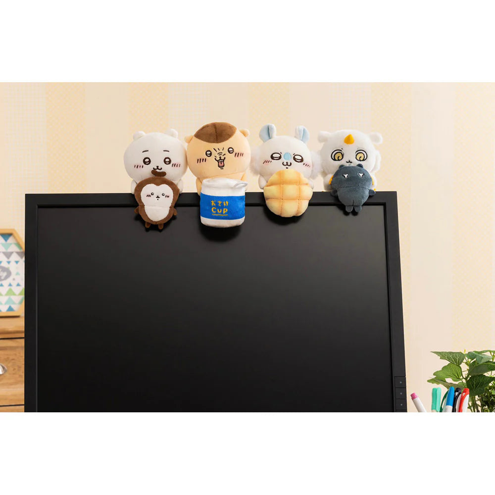 Chiikawa | 'Chiikawa Desktop Hanging Plush (Chiikawa & Beetle)