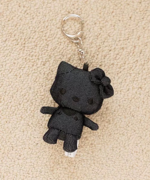 Sanrio | LOWRYS FARM me% x Sanrio Characters Hello Kitty Plush Keychain Ver.7
