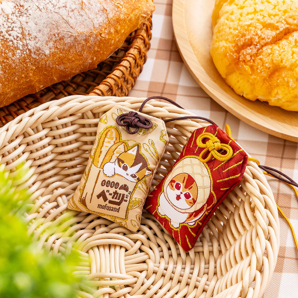 Mofusand | Mofusand Bakery Fresh Bread Luck Charm