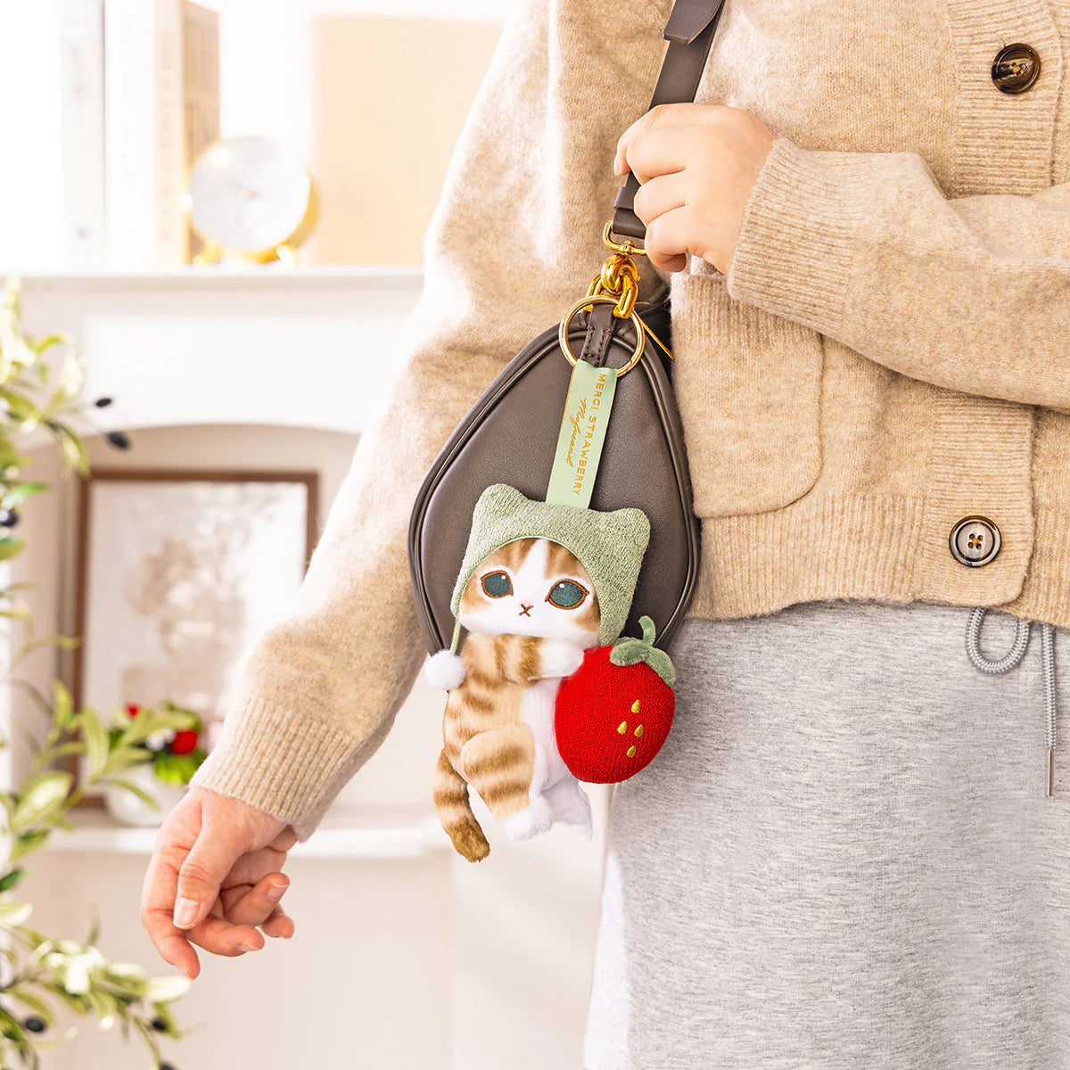 Mofusand | Mofusand MERCI STRAWBERRY Mascot Keychain - Tabby Cat