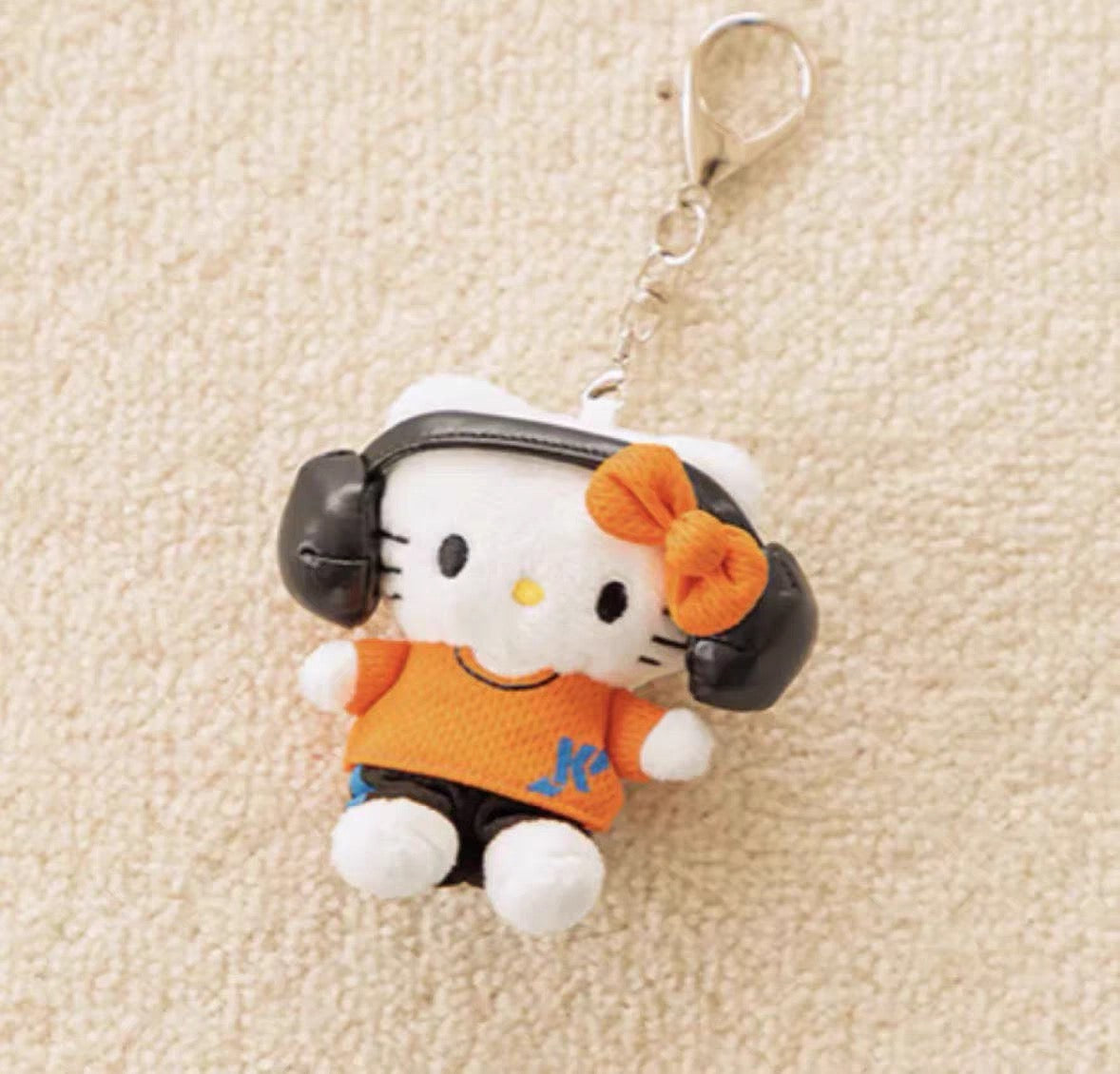 Sanrio | LOWRYS FARM me% x Sanrio Characters Hello Kitty Plush Keychain Ver.5 (27 Types)