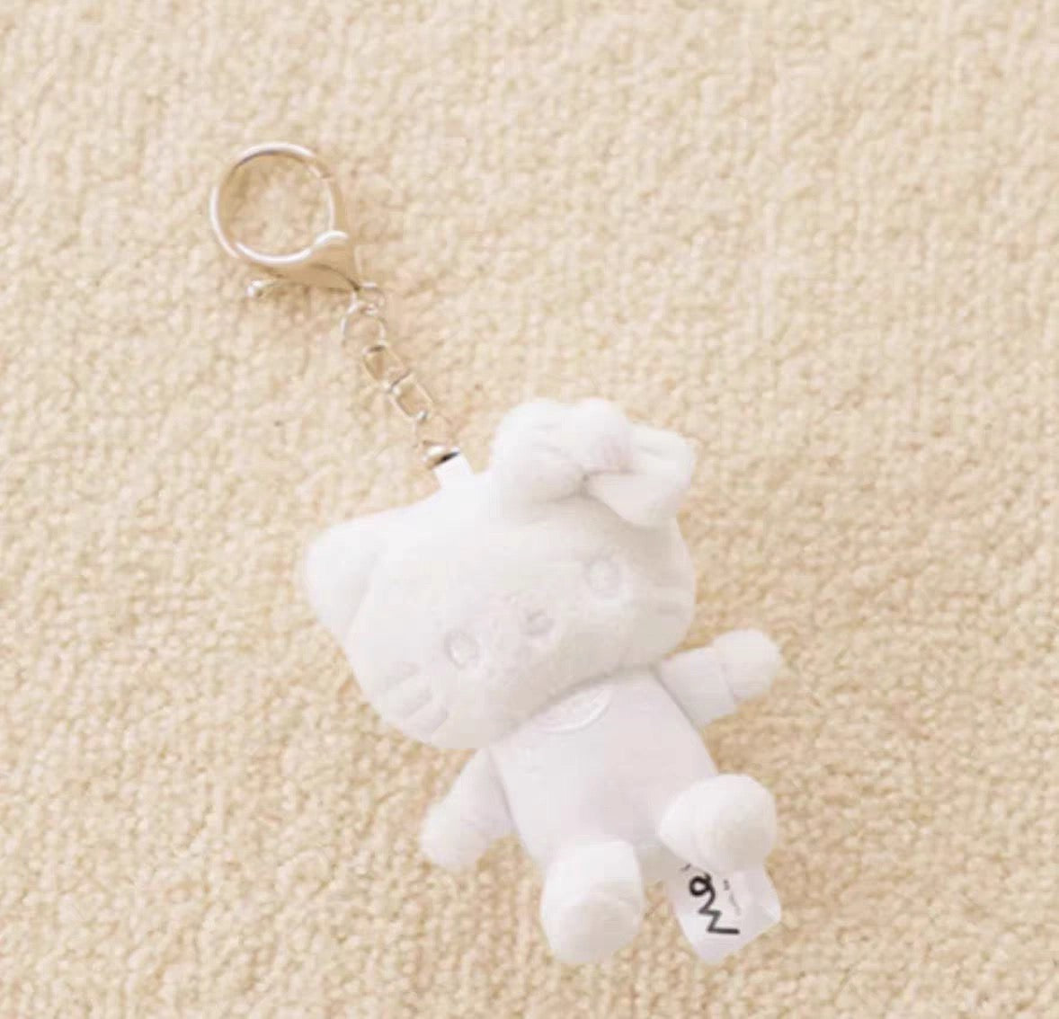 Sanrio | LOWRYS FARM me% x Sanrio Characters Hello Kitty Plush Keychain Ver.5 (27 Types)