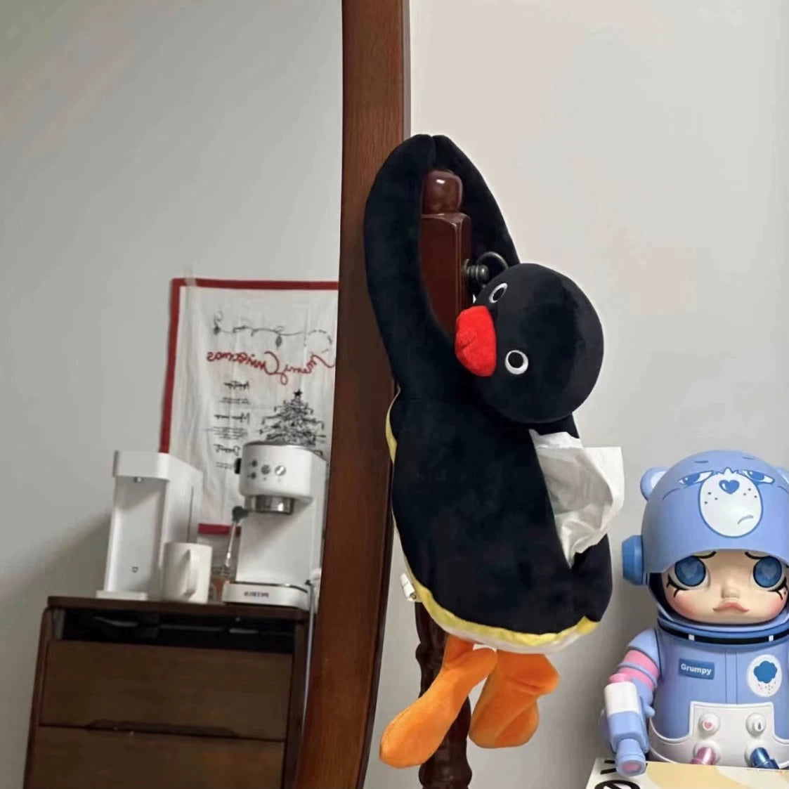Pingu CHN | Pingu Tissue Hanger