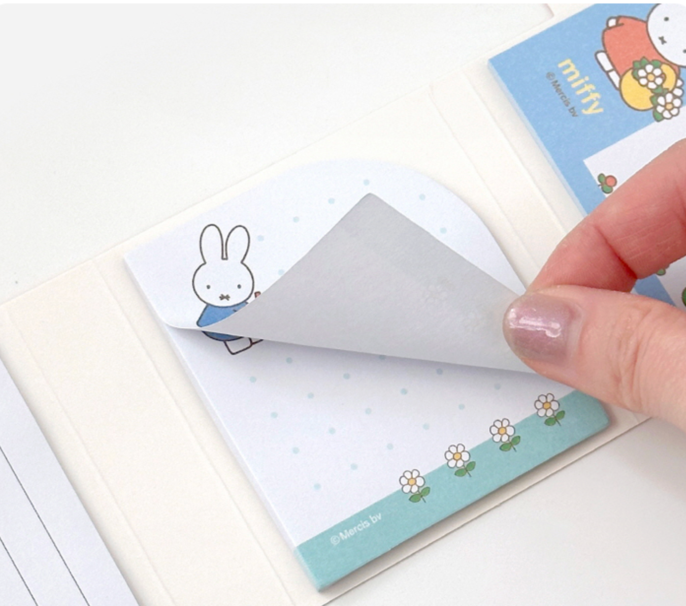 Miffy Korea | Miffy 6-Tier Adhesive Memo Pad