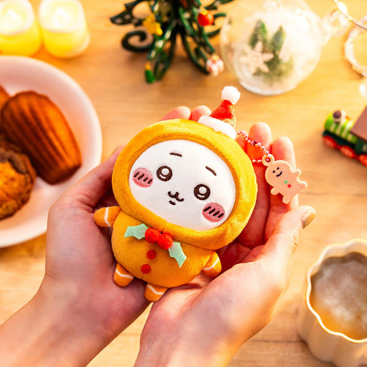 Chiikawa | 'Chiikawa Gingerbread Man' Mascot Holder - Usagi