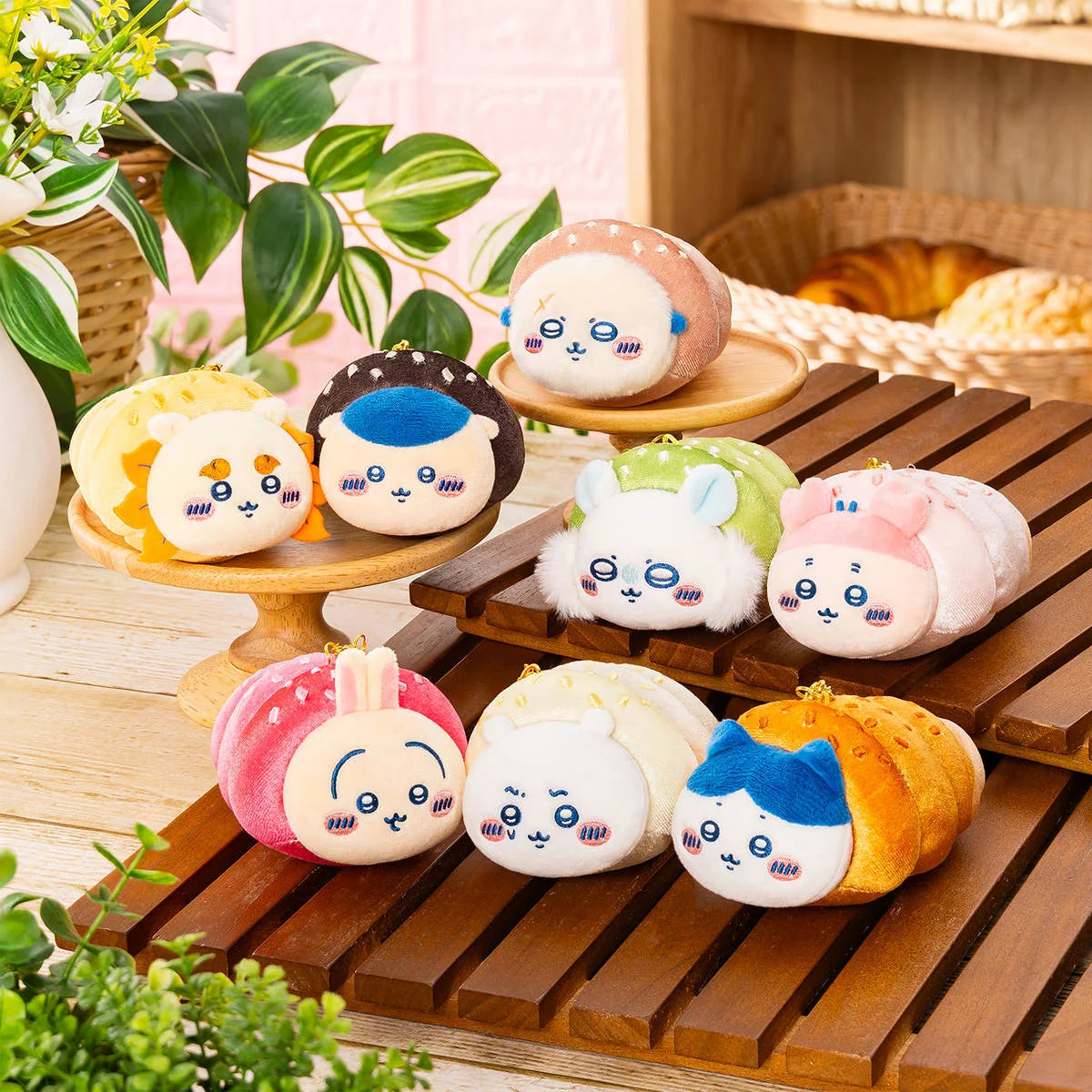 Chiikawa | 'Chiikawa Bakery Coronet Mascot - 04 Momonga