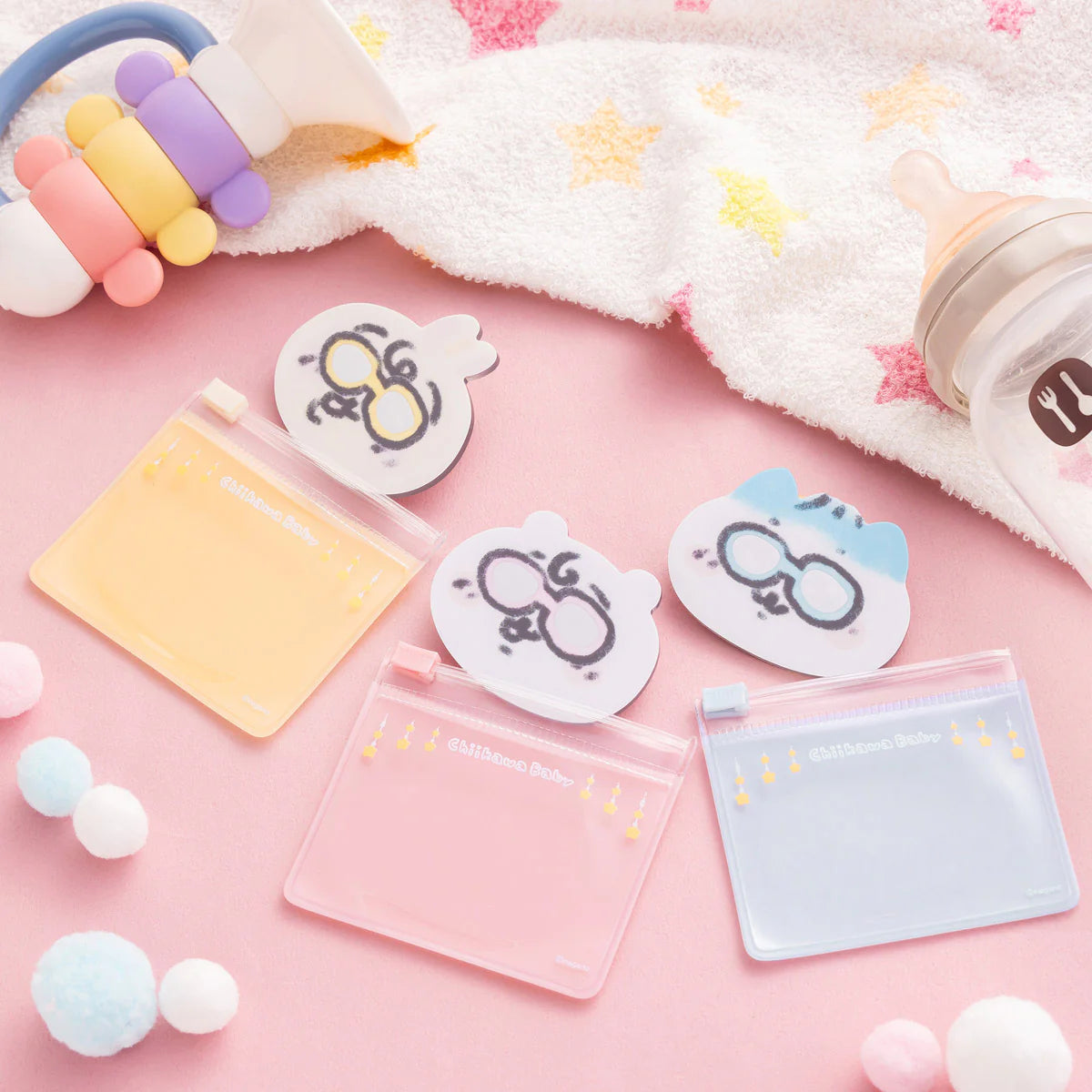 Chiikawa | 'Chiikawa Baby Mini Acrylic Mirror in Pouch - Hachiware
