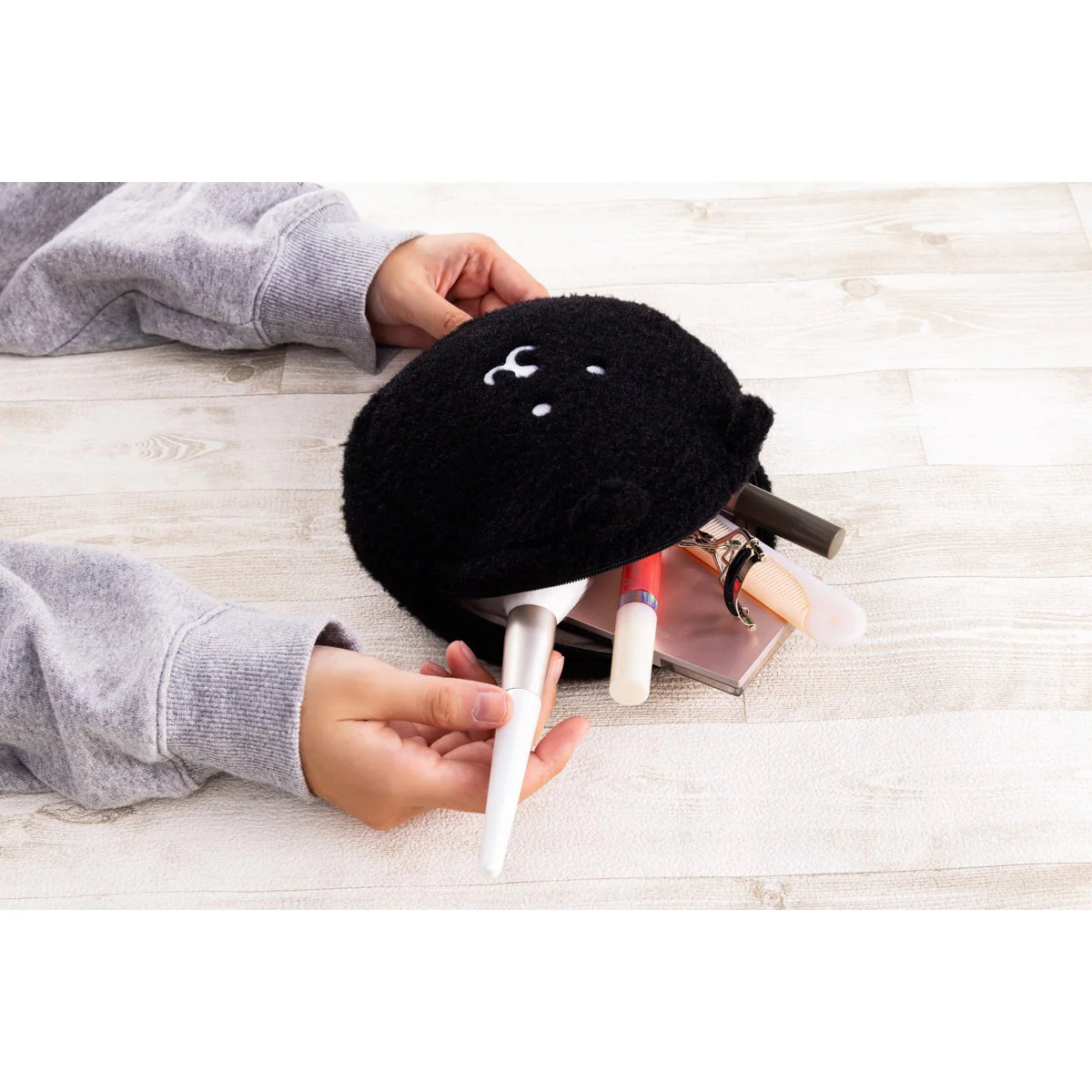 Nagano | Nagano Characters Nagano's Bear BLACK Hohowa Pouch