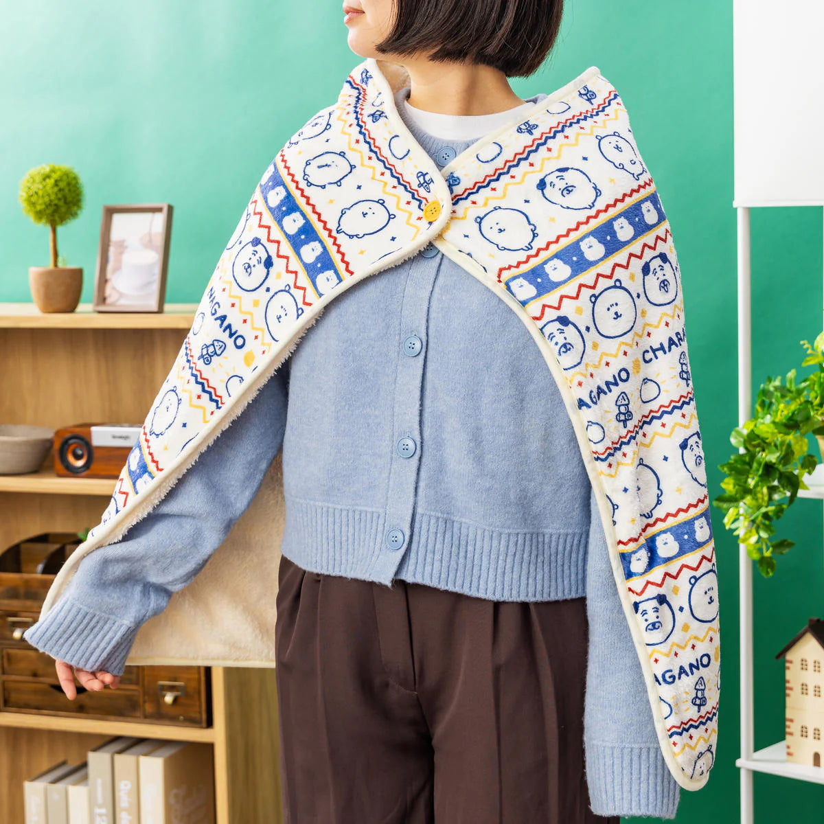 Nagano | Nagano Characters 3WAY Blanket with Warm Storage Pocket (Ivory)