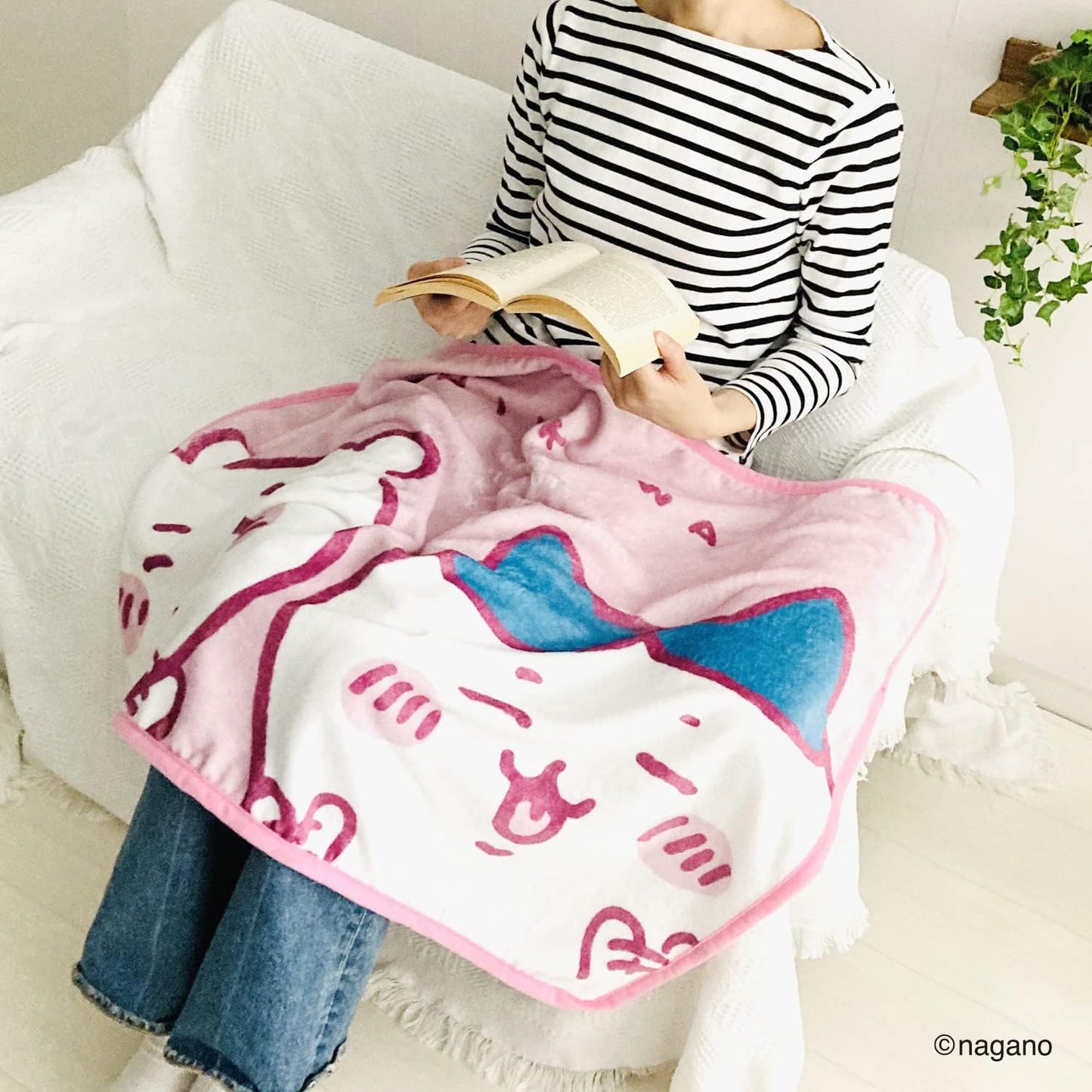 Chiikawa | Chiikawa Fluffy Flannel Fabric Knee Blanket Pink