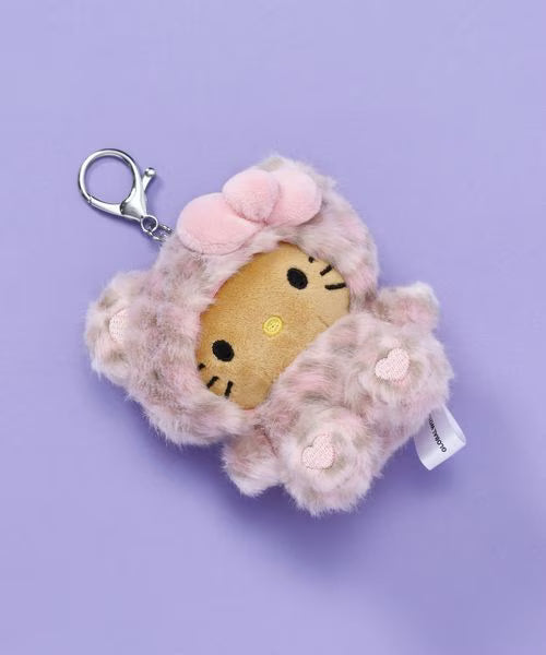 Sanrio | HELLO KITTY x GLOBAL WORK Mascot Charm - 05 Pineapple